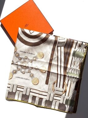 HERMES Flora Y Plata Square 90 cm Cream Etoupe Khaki Silk Scarf New